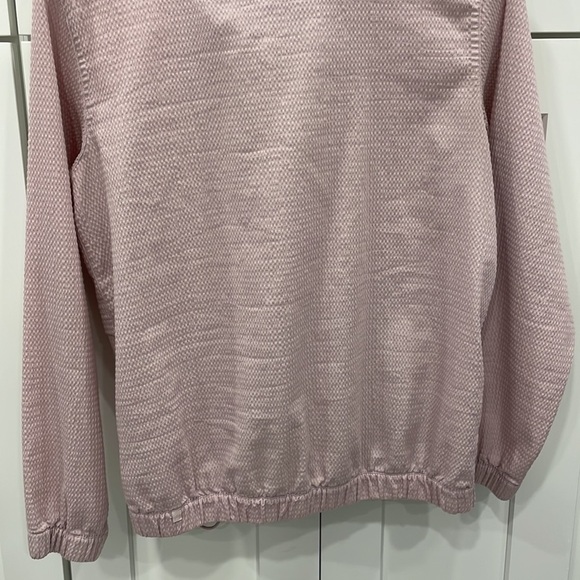 Lululemon Athletica 2020 Pack Light Pullover in Porcelain Pink - Picture 7 of 16